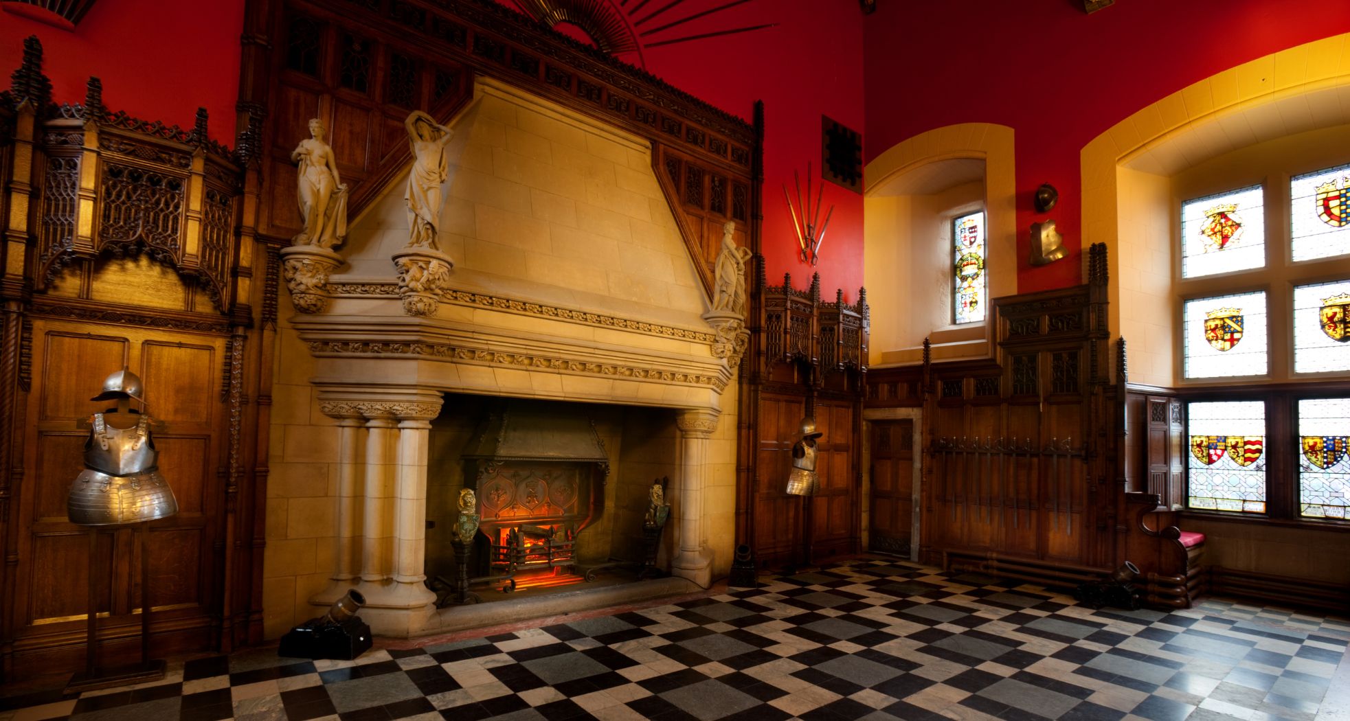 Illustration - Traditional Fireplace